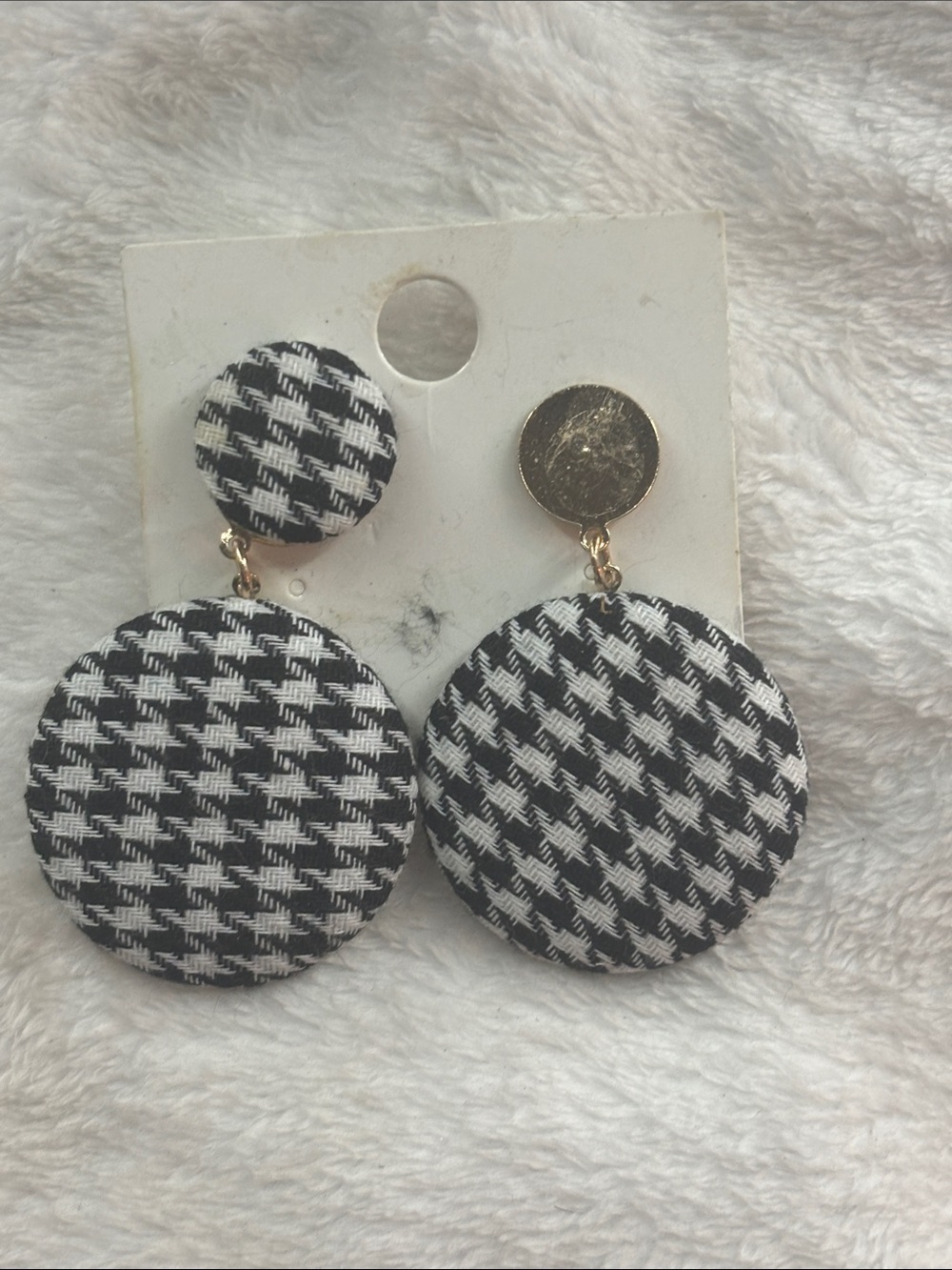 Broken Fashion Black and White Houndstooth Drop Earrings by